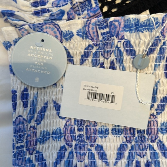 Hill House set - Picture 2 of 3